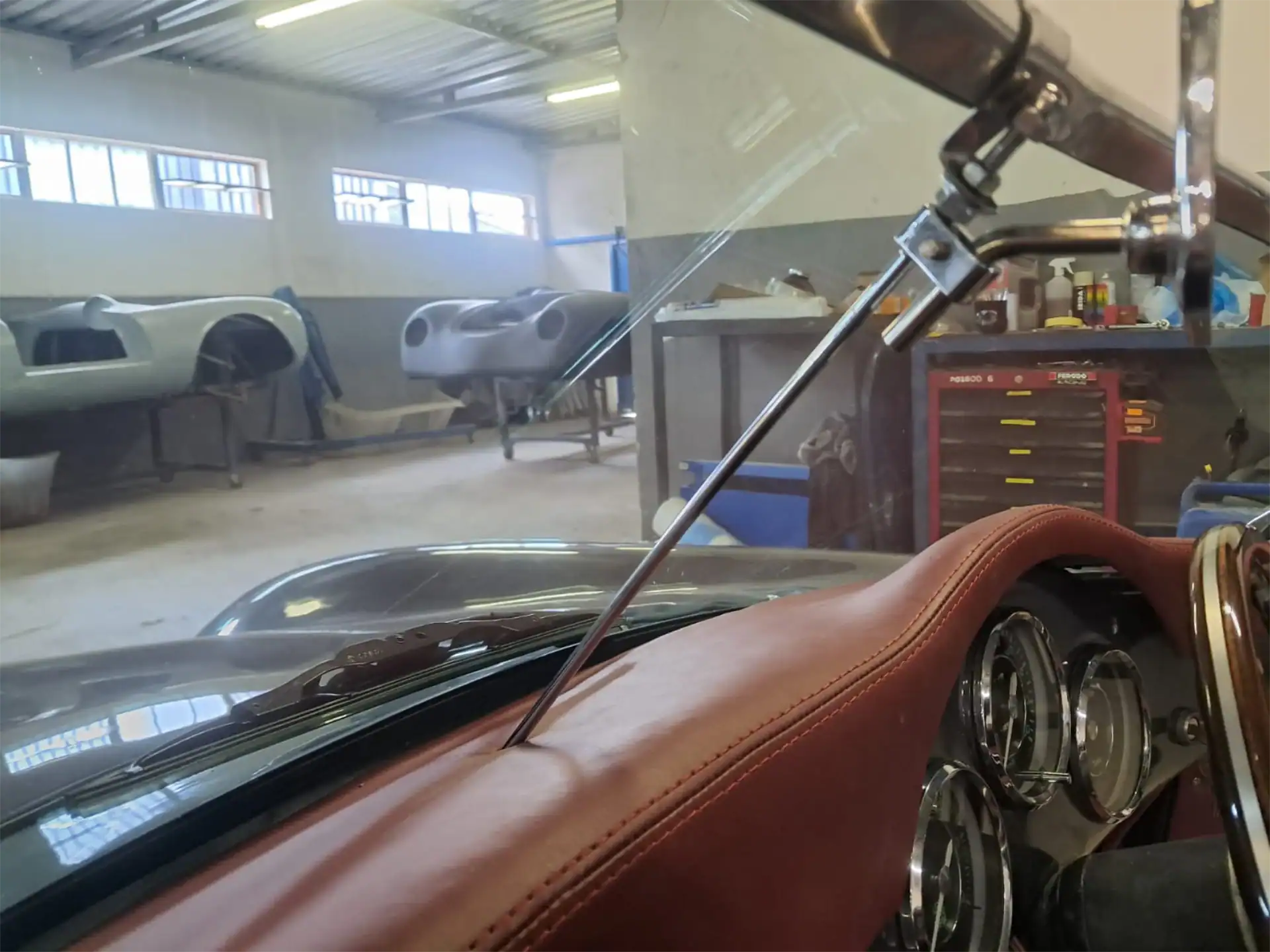 Center Stay for Porsche 356