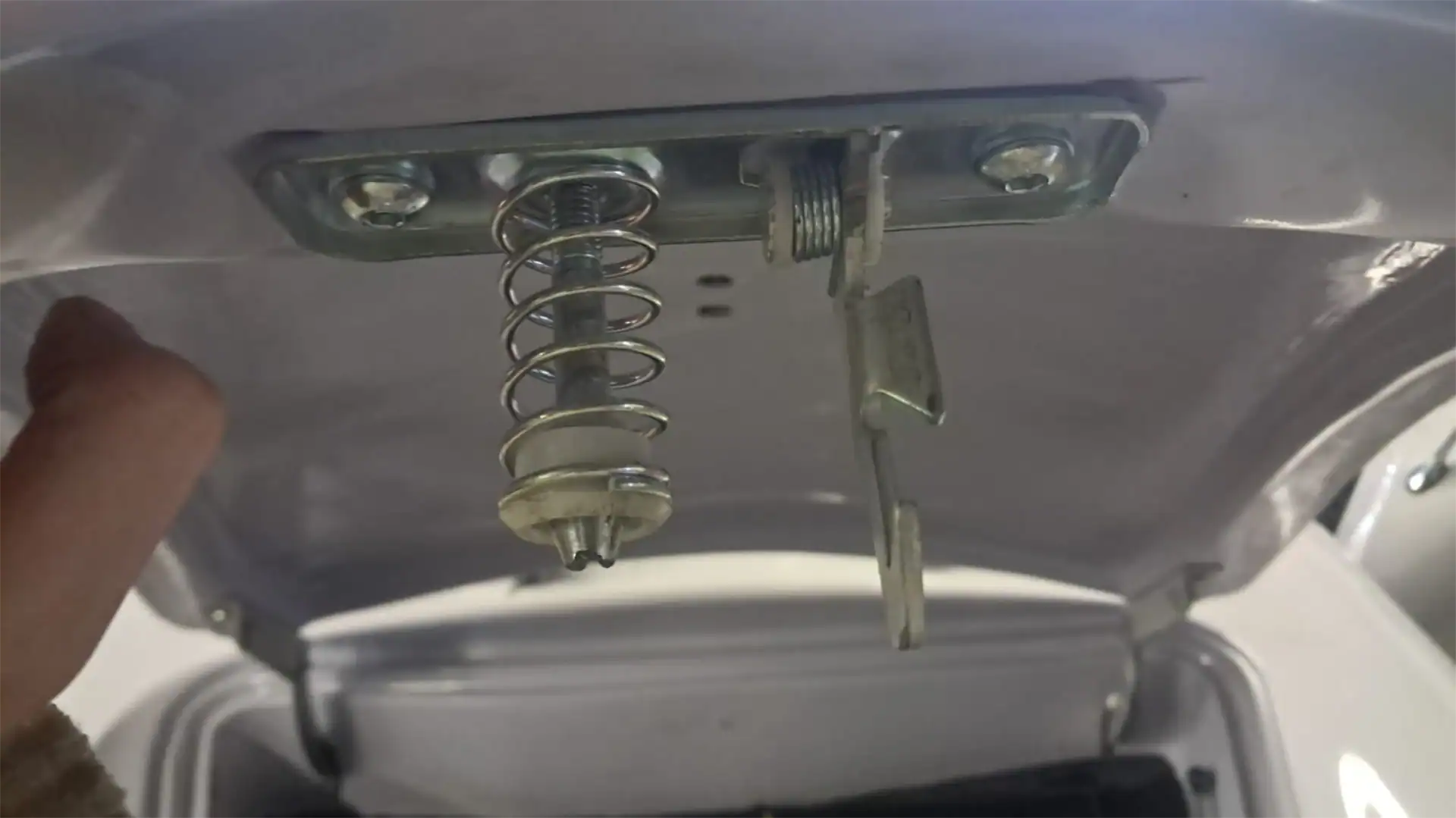 Front Bonnet Lock Top for Porsche 356